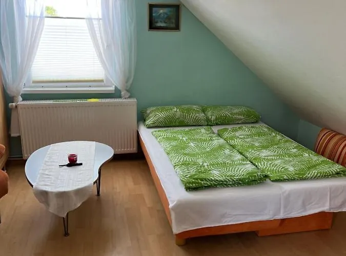 Uebernachtung Moeglichkeit 3*